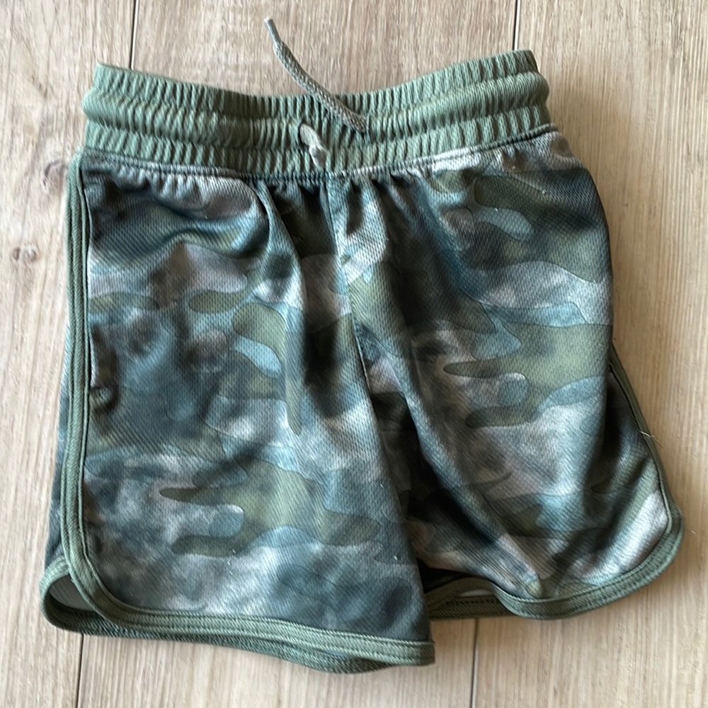 Boys 2T camo shorts